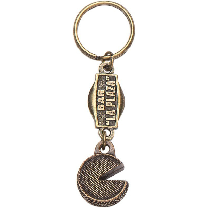 Llavero metálico con motivos Queso con calabrote acabado en oro viejo.