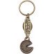 Llavero metálico con motivos Queso con calabrote acabado en oro viejo.