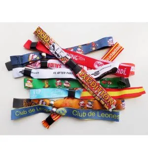 Pulseras de tela personalizadas bordadas para eventos